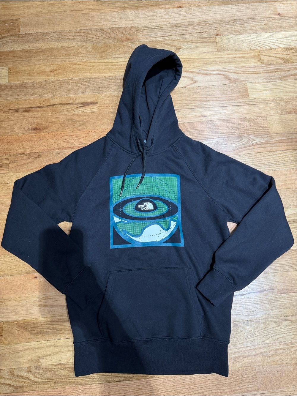 The North Face NWT new views same planet hoodie⛄️🍂😘🎉